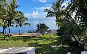 Canari Waterfront Villas